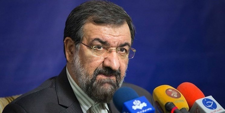 مردم دست به دست هم دهند، مردمسالاری تشکیل میشود