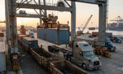 7 نکته کلیدی برای انتخاب شرکت حمل و نقل دریایی مناسب با کسب و کار شما