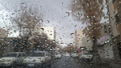 اولین بارش باران پاییزی در شهرکرد + فیلم