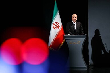 قالیباف: بیش از ۹۰ درصد پیشنهادات بودجه‌ای نمایندگان توسط بدنه دولت مطرح می‌شود که روش غلطی است و مربوط به این مجلس و آن مجلس نیست + فیلم