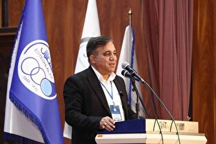 علی تاجرنیا: هواداران کری بخوانند اما بی‌احترامی نه، فضای دو باشگاه احترام‌آمیز است