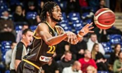 لژیونر آمریکایی در تیم بسکتبال اسلامشهر