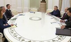 ویتکاف همراه با داماد ترامپ به دیدار پوتین رفت + فیلم