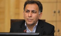 نماینده خرم‌آباد: سفره انقلاب متعلق به کل ملت ایران است نه عده‌ای ویژه‌خوار که از دولتی به دولت دیگر منتقل می‌شوند/ بساط ویژه‌خواری را جمع کنید + فیلم