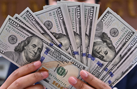 آخرین قیمت دلار، یورو و سایر ارزها امروز ۱۲ آذر / دلار زیر ۱۲۰ هزار تومان