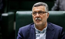 وزیر بهداشت از خوابگاه دانشجویان علوم پزشکی بازدید کرد/ دانشجویان مشکلات خود را با وزیر بهداشت در میان گذاشتند + فیلم