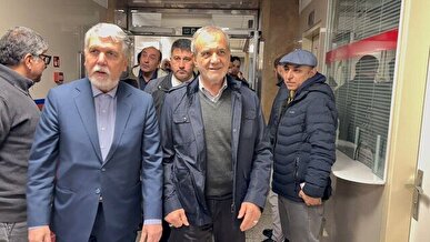 واکنش خانوادۀ رضا امیرخانی به عیادت رئیس جمهور