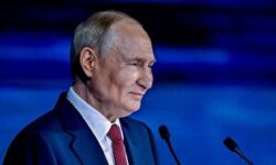 پوتین: حجم تجارت هند و روسیه به ۶۴ میلیارد دلار رسیده است/ تا سال ۲۰۳۰ به هدف ۱۰۰ میلیارد دلار خواهیم رسید + فیلم