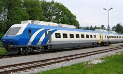 اطلاعیه را آهن درباره وضعیت سلامتی مسافران قطار به مقصد تهران / خروج لکوموتیو از ریل