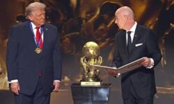 خوش خدمتی اینفانتینو برای ترامپ + فیلم