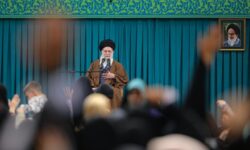 مصادیق و اهمیت تبیین توصیه مهم رهبر انقلاب در مورد رسانه‌ها؛ در زمین سرمایه‌داری غربی بازی نکنید! / اسلام را ترویج کنید + فیلم