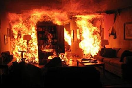 مرگ مرد ۵۵ ساله در آتش‌سوزی واحد مسکونی در گچساران