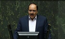 رنجبرزاده: وزارت اقتصاد اصلاح بانکهای ناتراز را با قاطعیت ادامه دهد