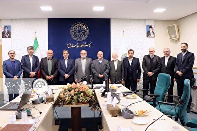 مجمع تشخیص نیازمند اتصال نهادی و ارگانیک با ظرفیتهای علمی و پژوهشی دانشگاه امام صادق (ع) است