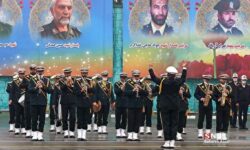 رژه دانشجویان تربیت پلیس دانشگاه امام حسن مجتبی (ع) همزمان با آغاز رزمایش طرح ترافیکی زمستان ۱۴۰۴ + فیلم