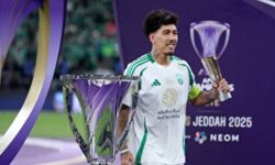 فیرمینو: پیشنهاد رئال مادرید را به خاطر الاهلی رد کردم