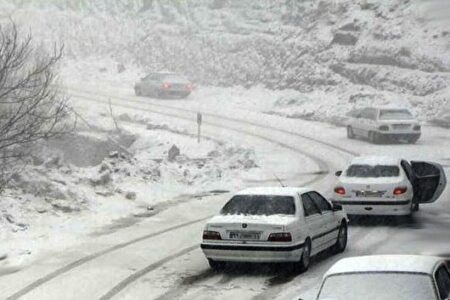 فرماندار بافت: جاده‌های روستایی منطقه گوغر مسدود هستند / قطعی برق در گوشک، طرنگ و دهسرد