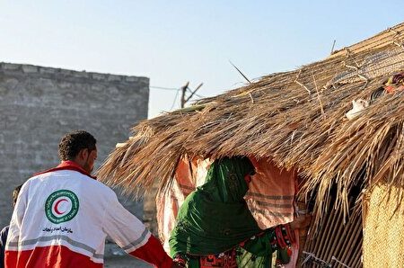 آبرسانی هلال‌احمر به ده‌ها روستای سیستان و بلوچستان