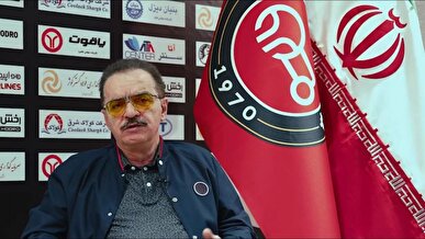 زنوزی در برنامه شب های فوتبالی؛ از تهدید به منحل کردن تراکتور تا گریه به خاطر توهین‌های قومیتی