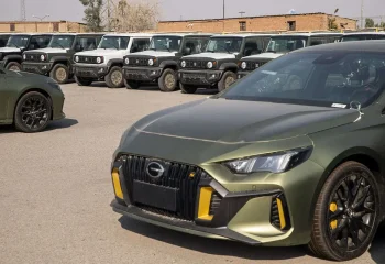 تصویر خودروهای دپو شده در گمرک برای ورود به کشور