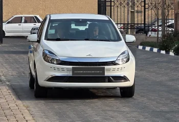 بازدید مدیر عامل کرمان موتور از سدان هیبرید ملی ایگل