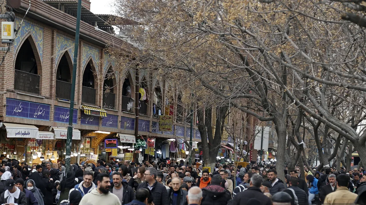 اعتراضات مردم در بازار