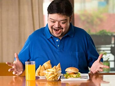 هوس‌های غذایی؛ چرا نمی‌توانیم مقاومت کنیم؟