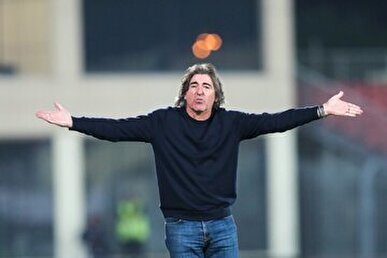 جلسه تند ساپینتو با بازیکنان استقلال/ «چرا نجنگیدید؟»